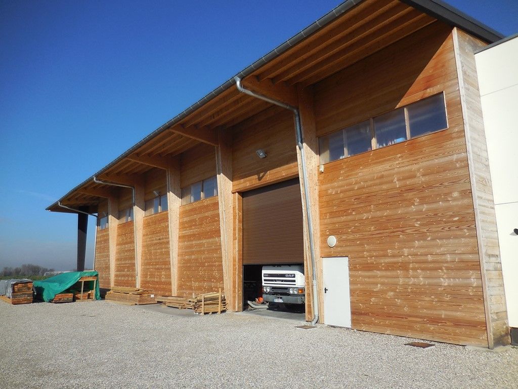 Tarif fabrication hangar ossature bois à Lyon